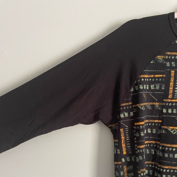 Lularoe Geometric Randy Baseball T-Shirt - Picture 4 of 6